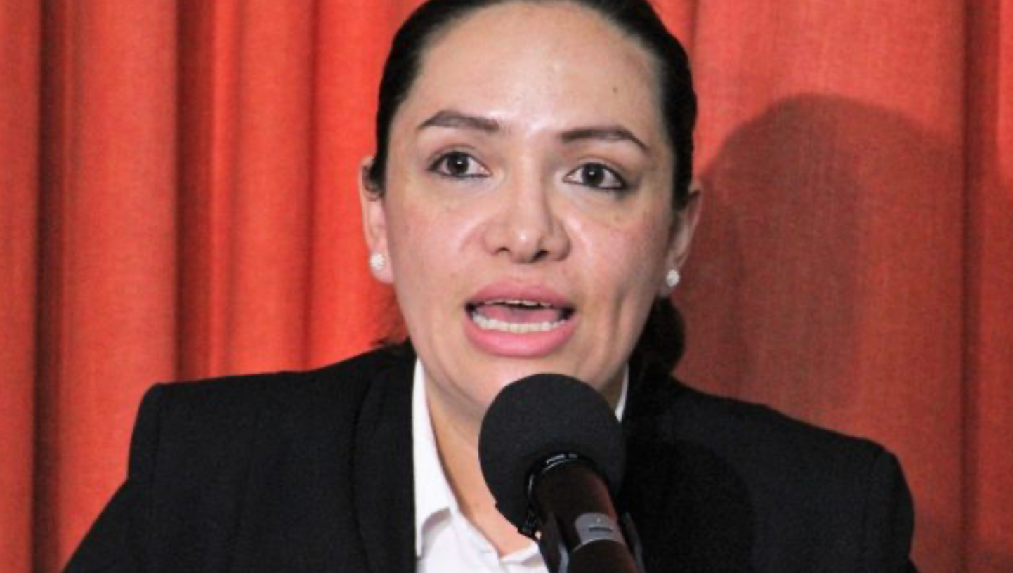 El Estado se equivoca con la militarización, dice Yndira Sandoval Sánchez al recibir disculpa pública de autoridades de Guerrero